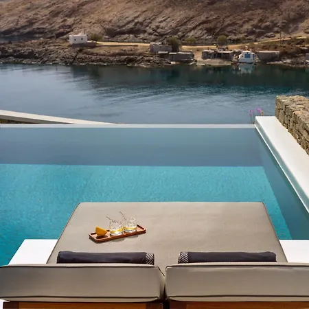 ホテル Semeli Coast Mykonos Curio Collection By Hilton Merchia Beach