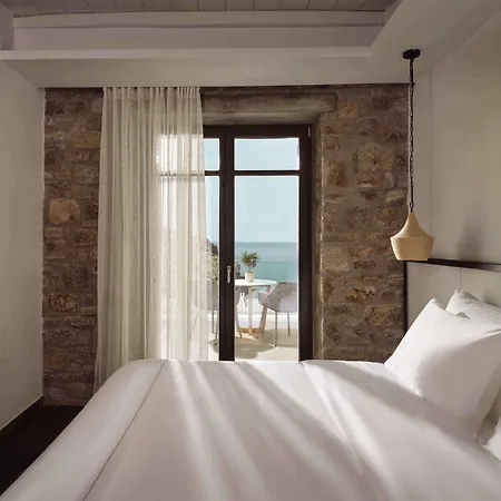 Semeli Coast Mykonos Curio Collection By Hilton מלון 5*