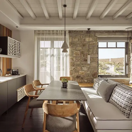Semeli Coast Mykonos Curio Collection By Hilton ホテル Merchia Beach