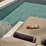 Semeli Coast Mykonos Curio Collection By Hilton Hotell Merchia Beach