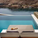 Hotell Semeli Coast Mykonos Curio Collection By Hilton Merchia Beach