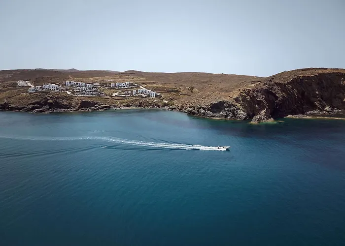 Semeli Coast Mykonos Curio Collection By Hilton Merchia Beach